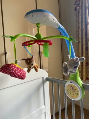 chicco bambi cot mobile